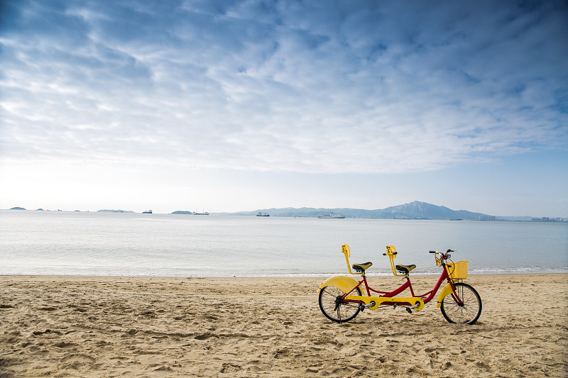 海边的自行车图片素材