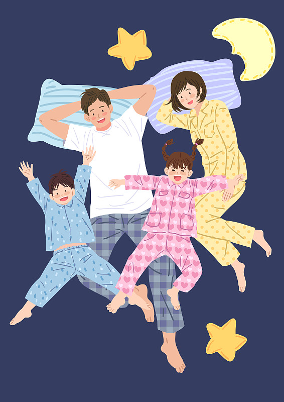 家庭幸福、和睦、父母,孩子,快乐,晚上,睡衣图片下载