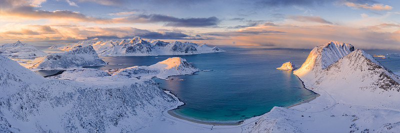 挪威Haukland海滩鸟瞰图图片下载