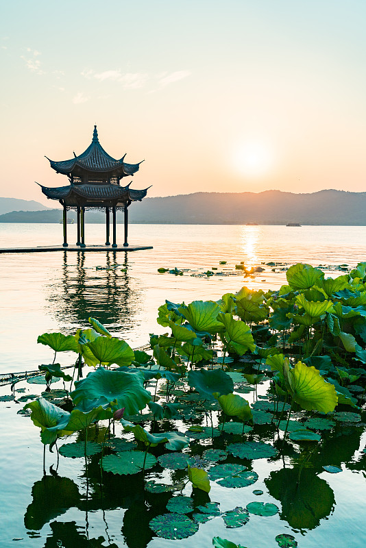 杭州西湖竖屏图片图片