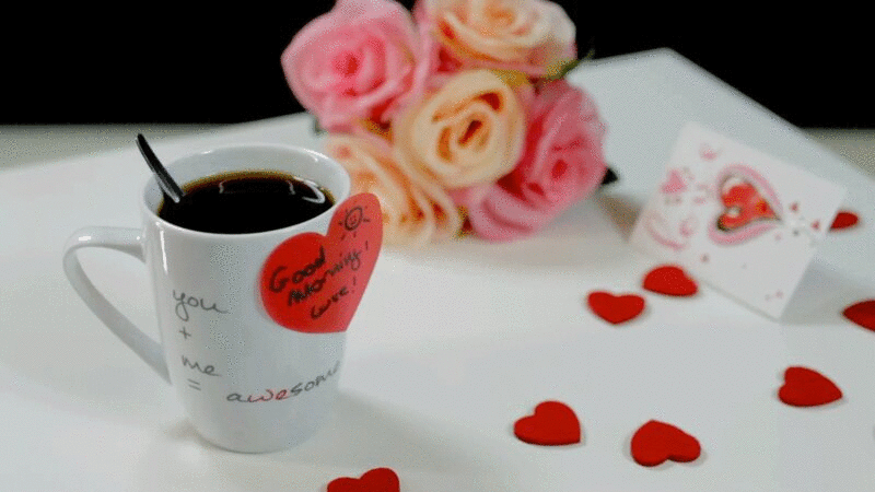 咖啡杯与心形贴纸，心和花表3图片下载