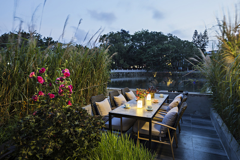 东南亚风格花园餐厅图片素材