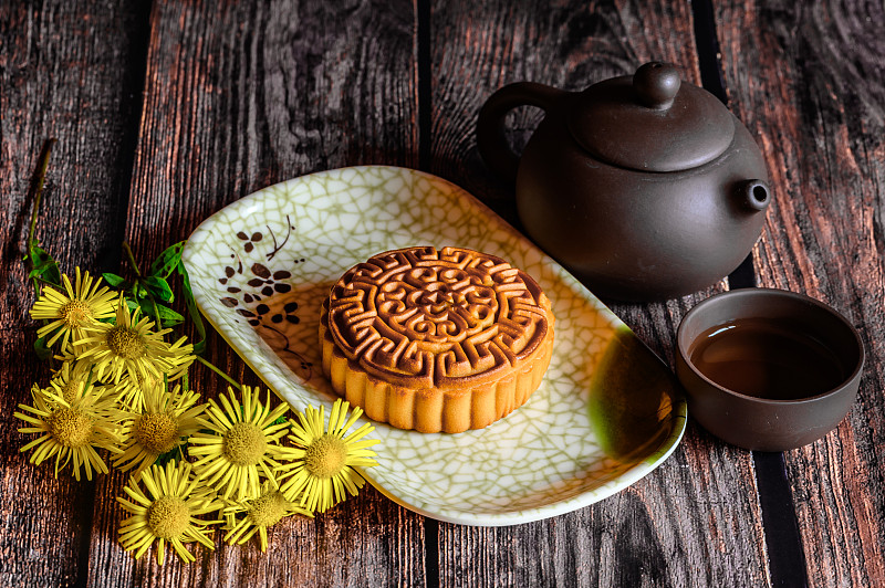 中秋节、月饼和茶图片下载