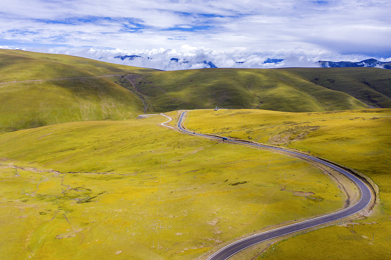 航拍川藏线美景-藏区的色彩图片素材