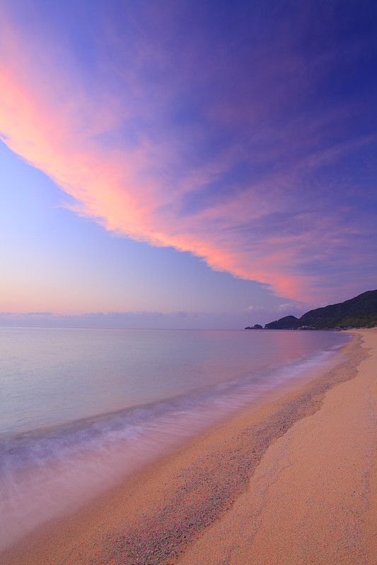 日本鹿儿岛县屋久岛，日落时分的永田海滩图片下载