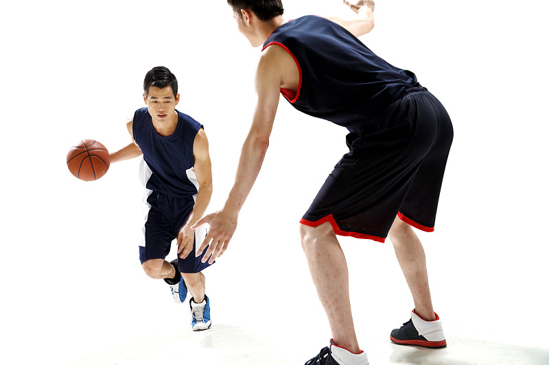 运动员打篮球图片下载