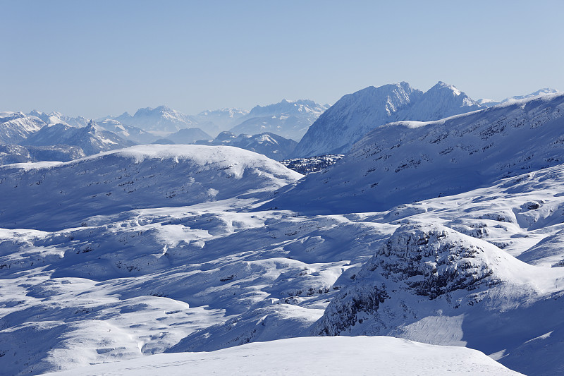 奥地利，上奥地利，白雪皑皑的达赫斯坦山脉图片下载