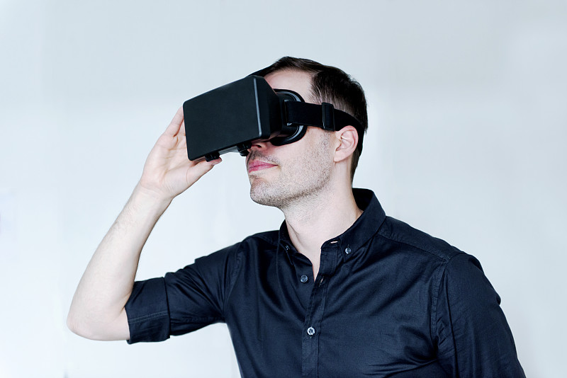 娱乐与一副虚拟现实眼镜图片下载