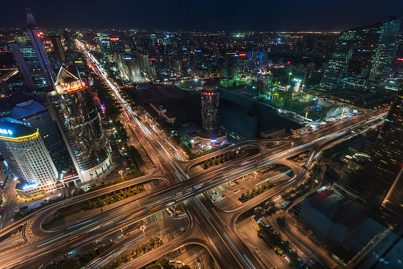 北京路交叉口夜景鸟瞰图图片下载