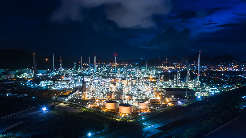 在泰国林查邦春布里的石油和天然气炼油工业园区图片素材