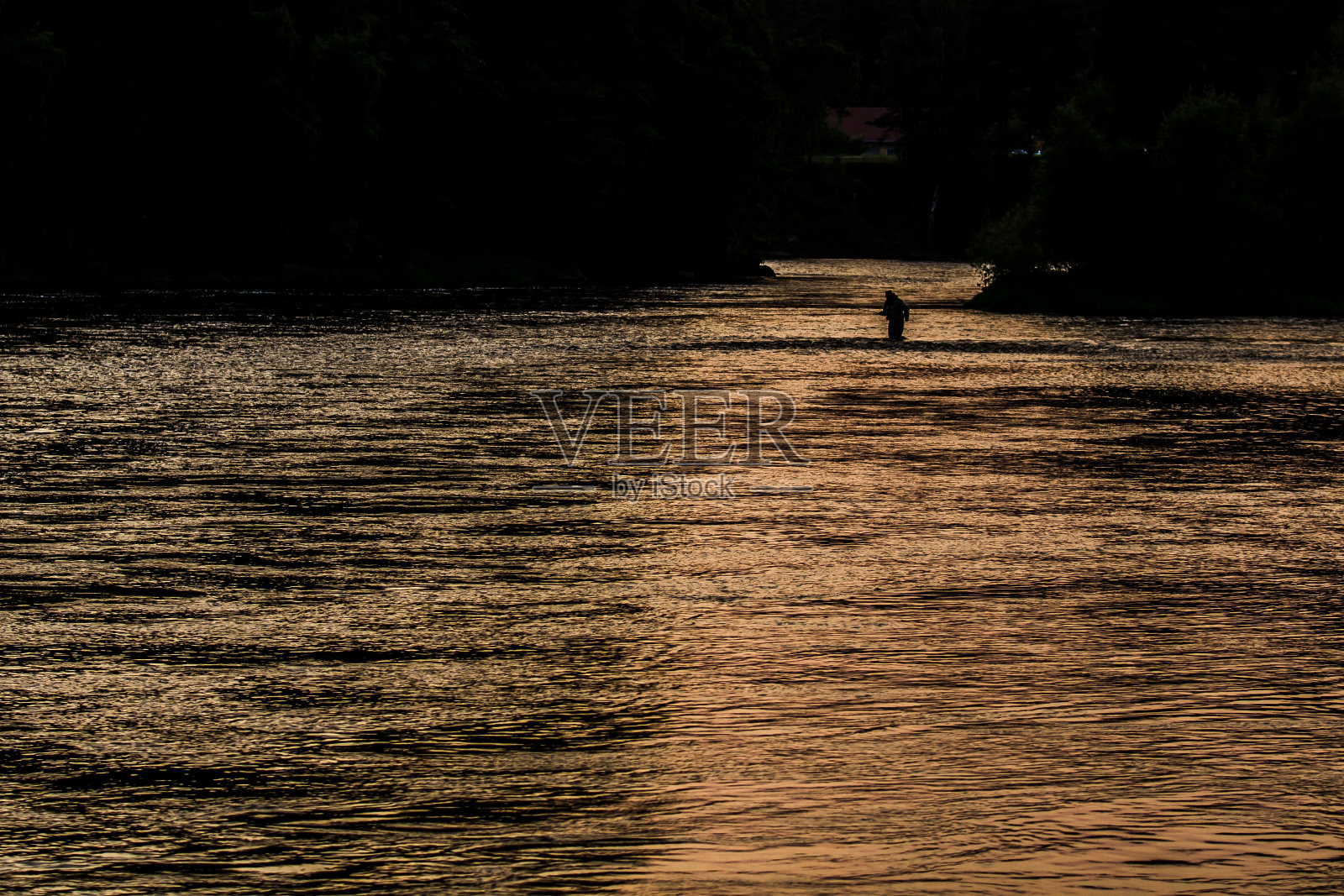 日落鲑鱼河照片摄影图片