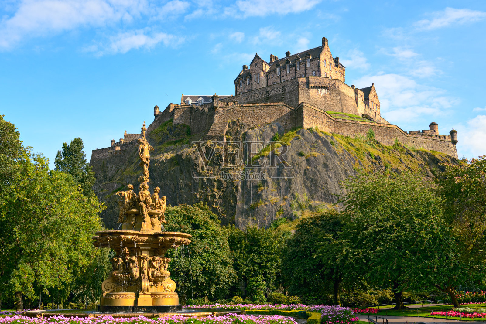爱丁堡城堡，苏格兰，王子街花园，和罗斯喷泉照片摄影图片