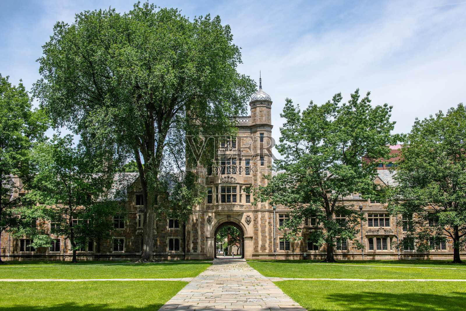 密歇根大学法学院方庭，安娜堡，密歇根州照片摄影图片