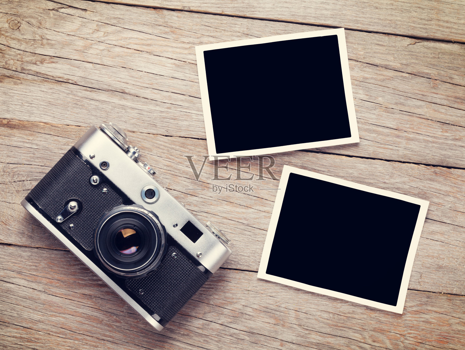 老式胶卷相机和两个空白相框照片摄影图片