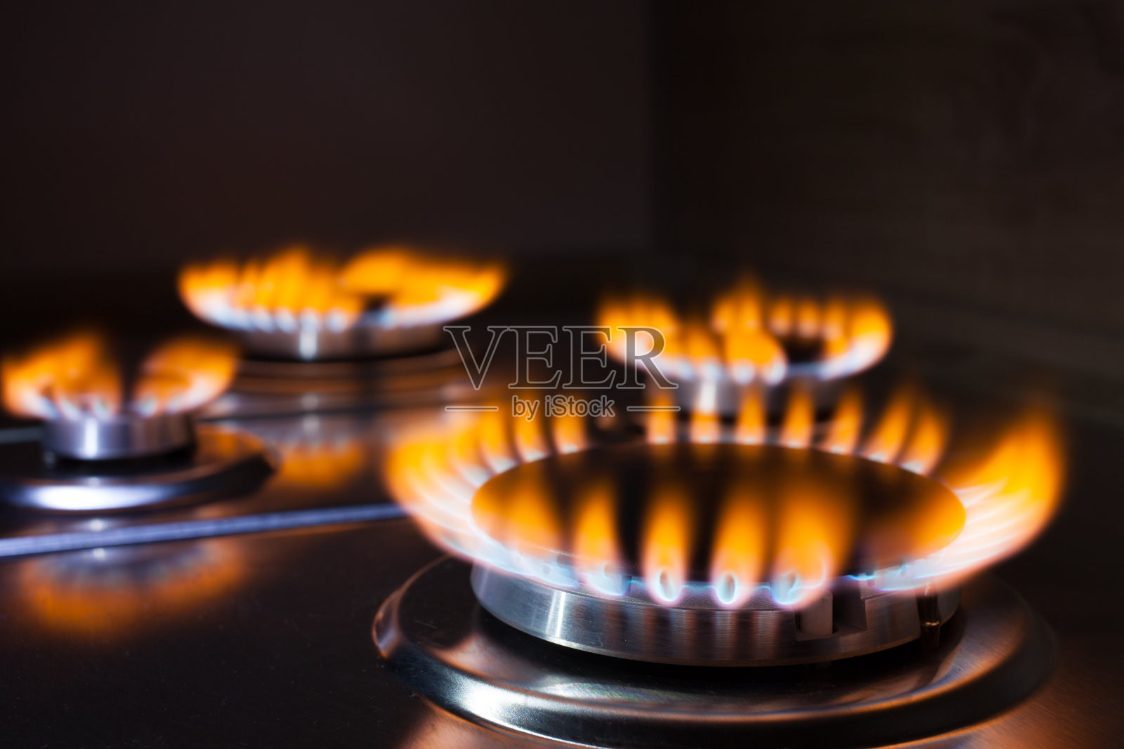 煤气炉的橙色火焰照片摄影图片