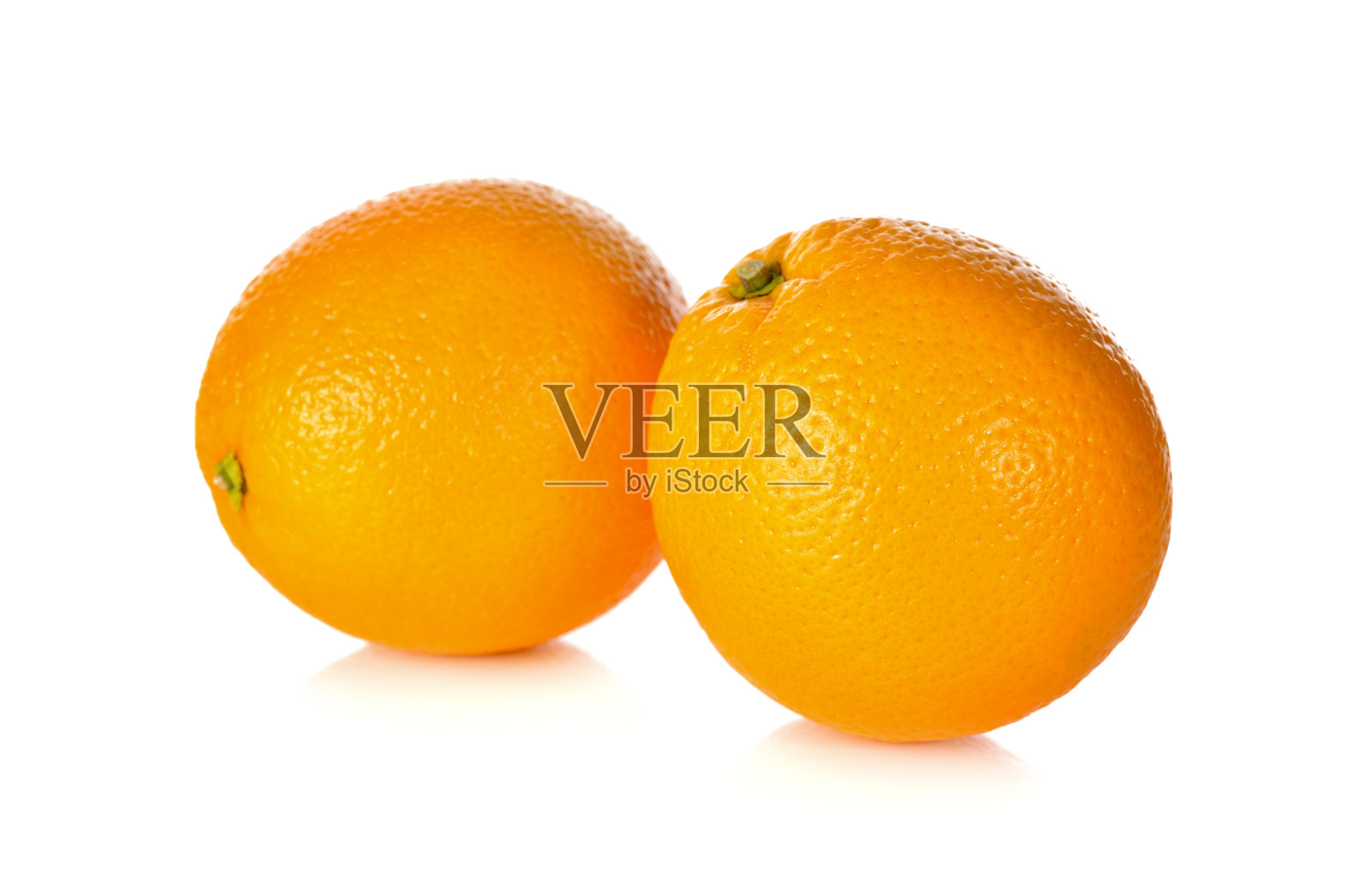 白色背景下的成熟橙子照片摄影图片