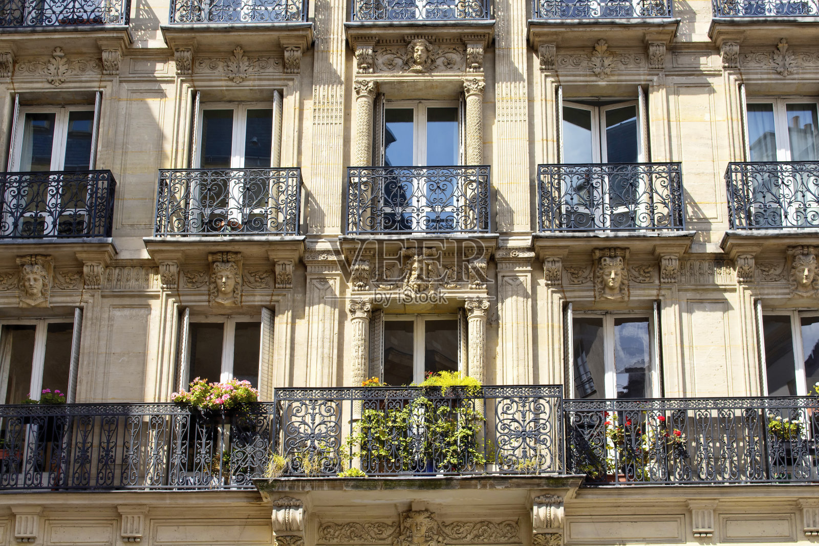 巴黎的传统建筑照片摄影图片