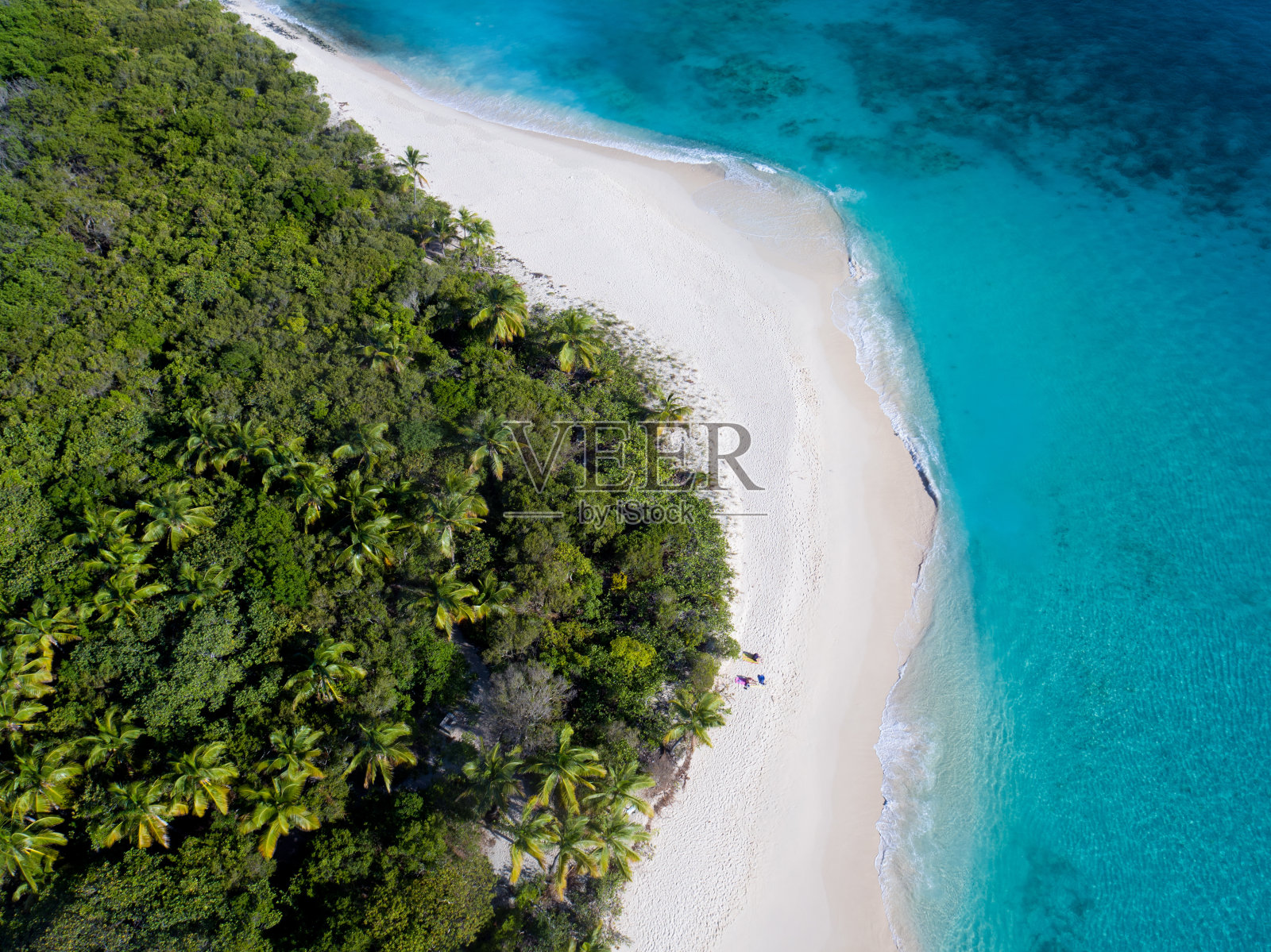 近距离鸟瞰图的桑迪礁，英属维尔京群岛照片摄影图片