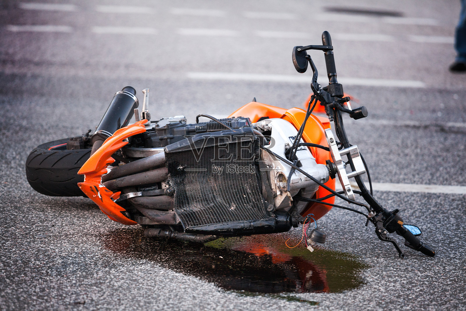 摩托车事故照片摄影图片
