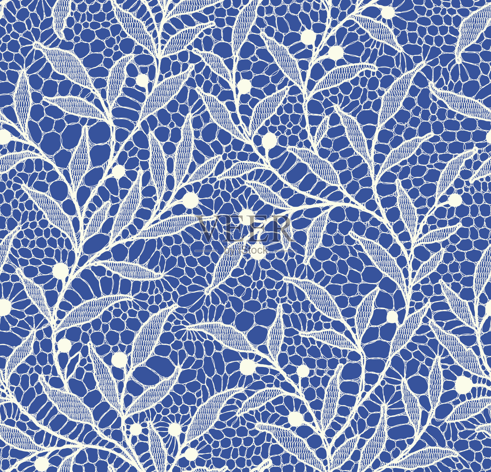 白色蕾丝无缝图案。花卉图案蓝色背景。设计元素图片