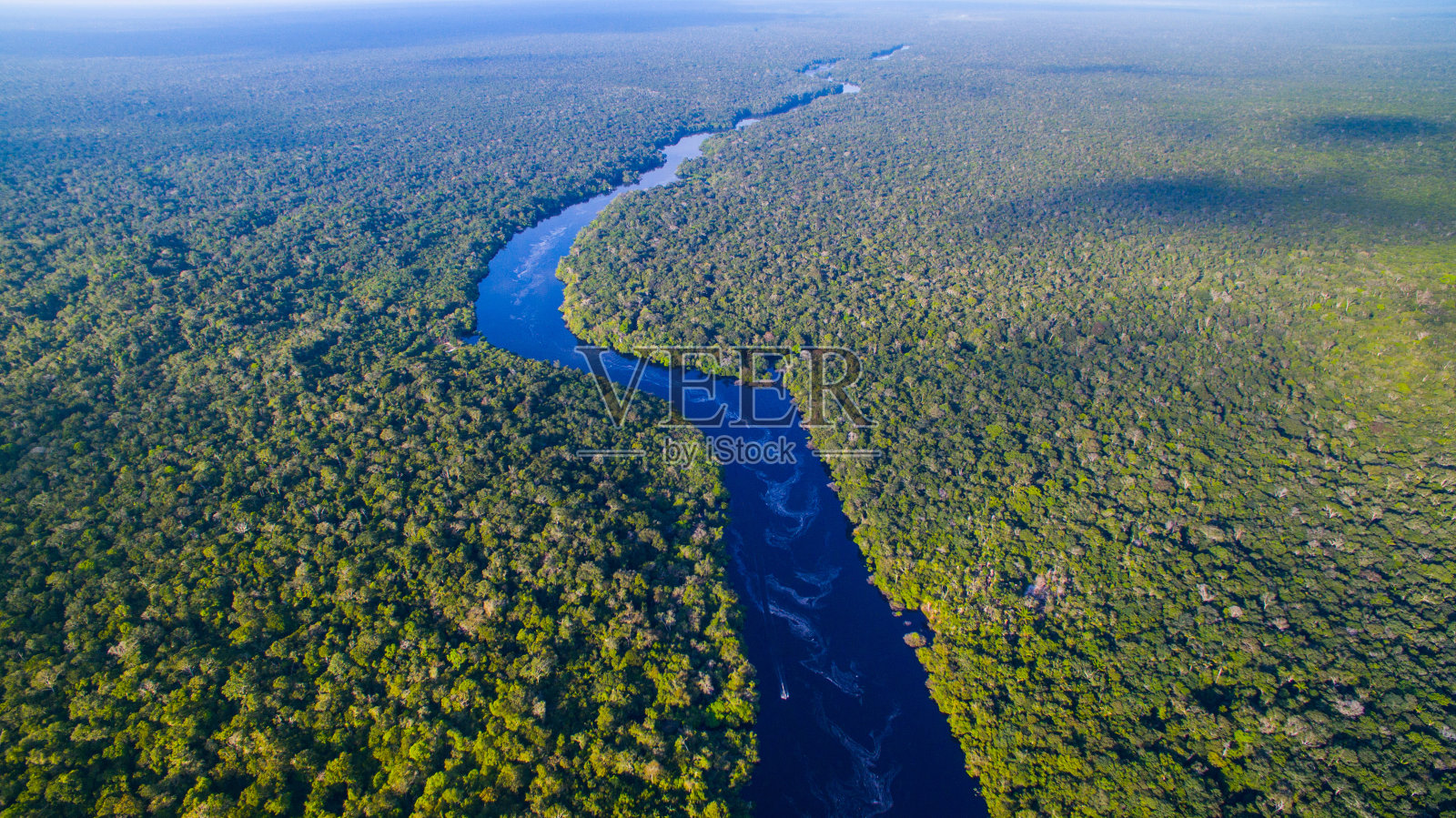 巴西的亚马逊河照片摄影图片