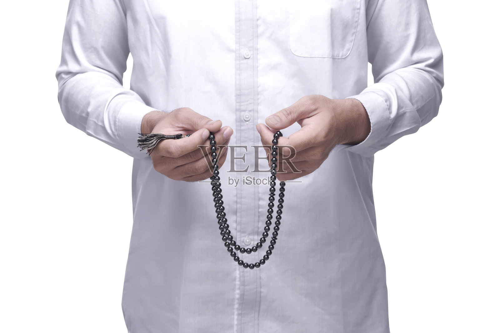 穆斯林男子用念珠祈祷照片摄影图片