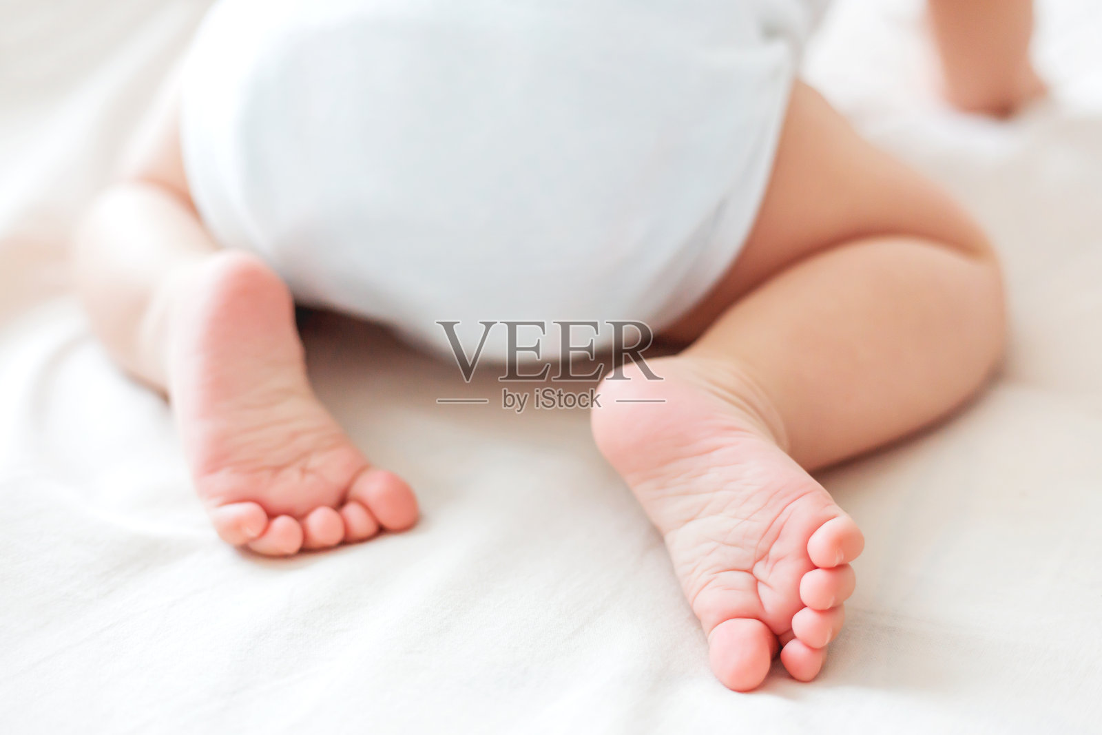 婴儿脚图片大全-婴儿脚高清图片下载-觅知网