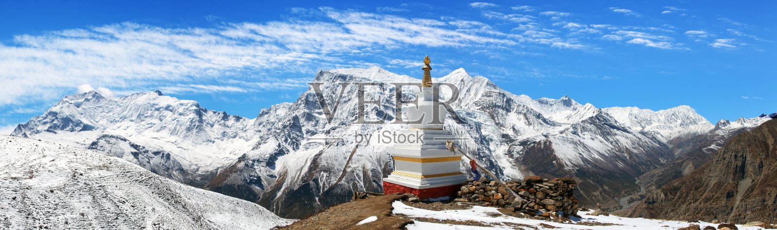 安纳普尔纳山脉的全景照片摄影图片