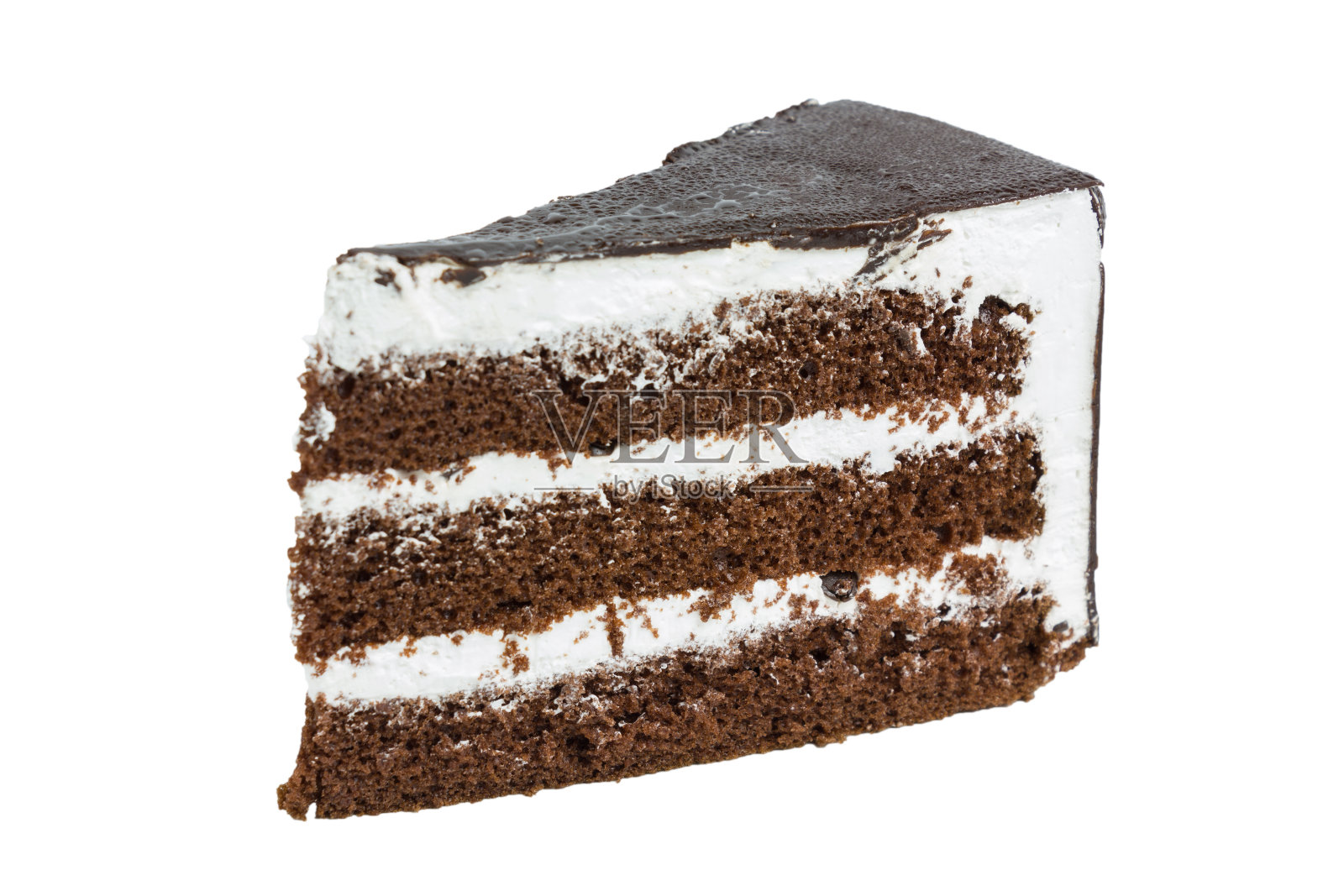 白色背景上的巧克力蛋糕照片摄影图片