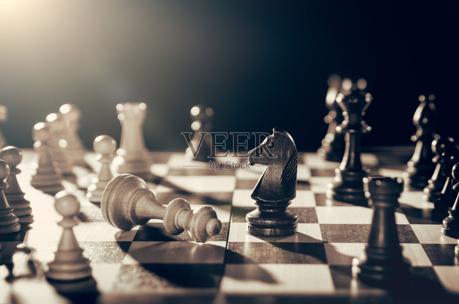 国际象棋金融业务战略概念。照片摄影图片