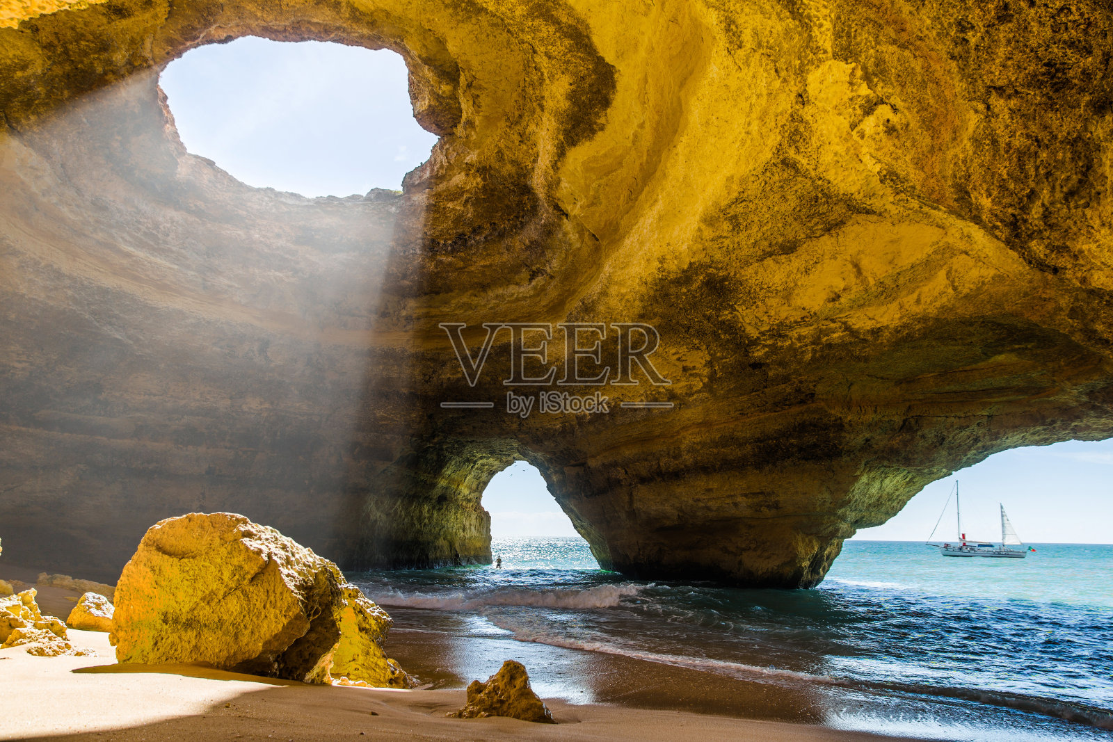 Benagil洞穴。阿尔加维海岸。葡萄牙照片摄影图片