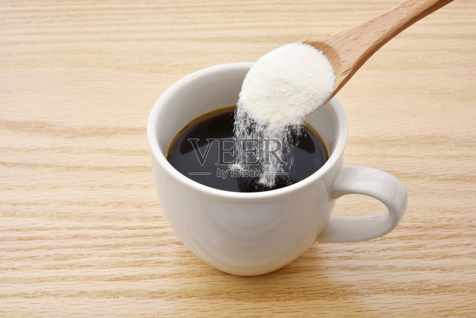 咖啡和胶原蛋白粉照片摄影图片