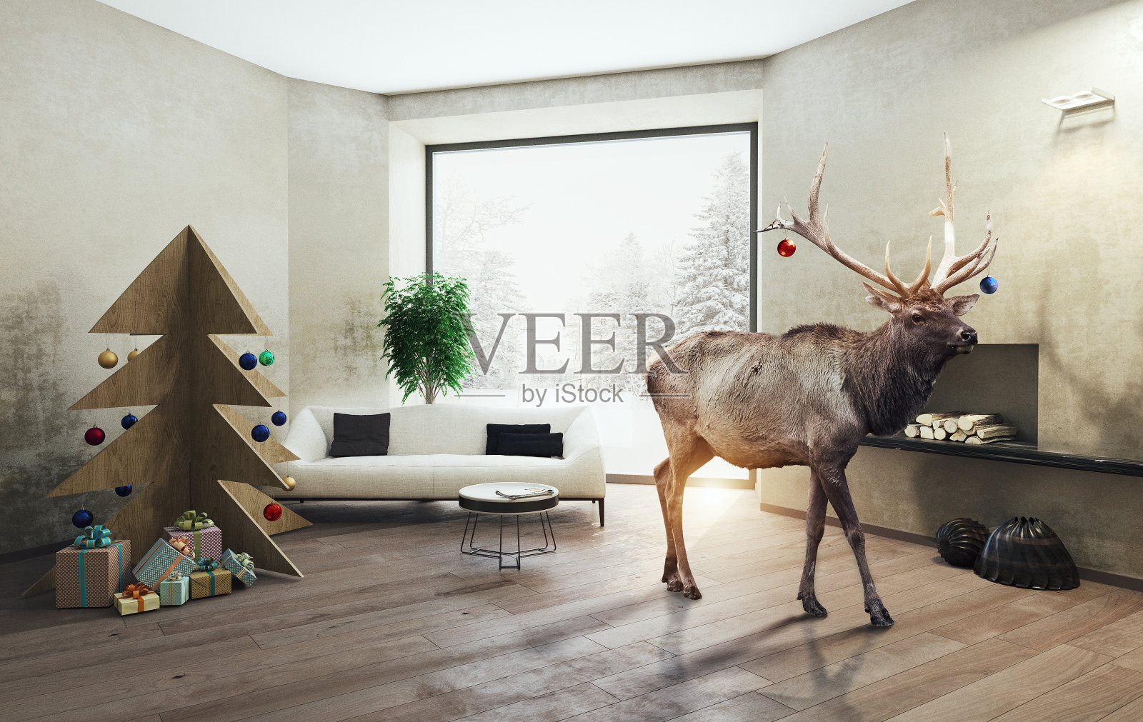 室内用胶合板圣诞树和鹿照片摄影图片