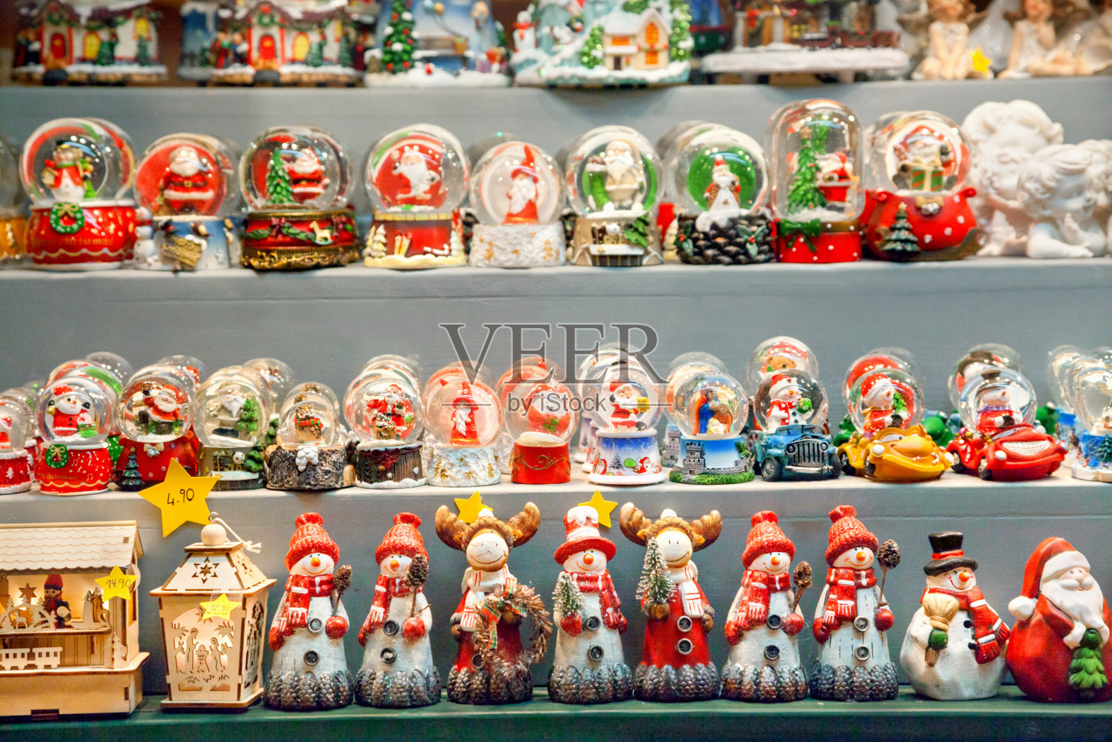 奥地利因斯布鲁克圣诞市场的摊位照片摄影图片