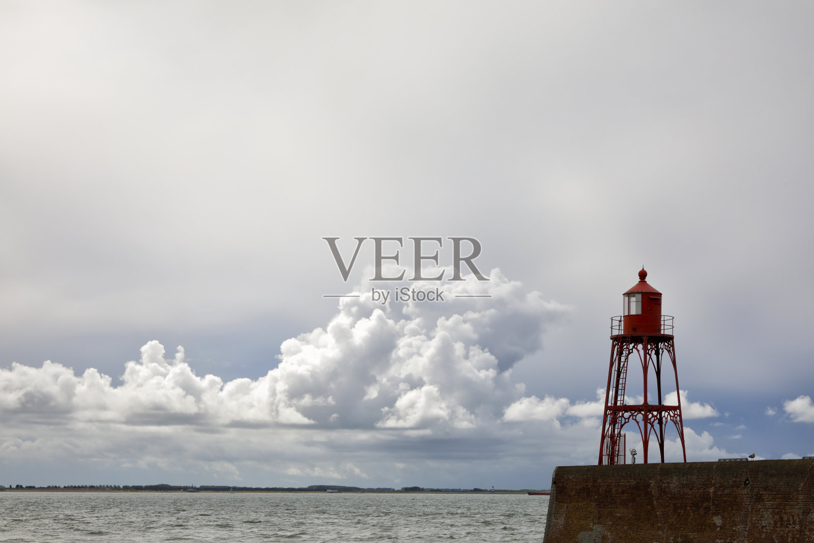 荷兰Vlissingen的红色灯塔照片摄影图片