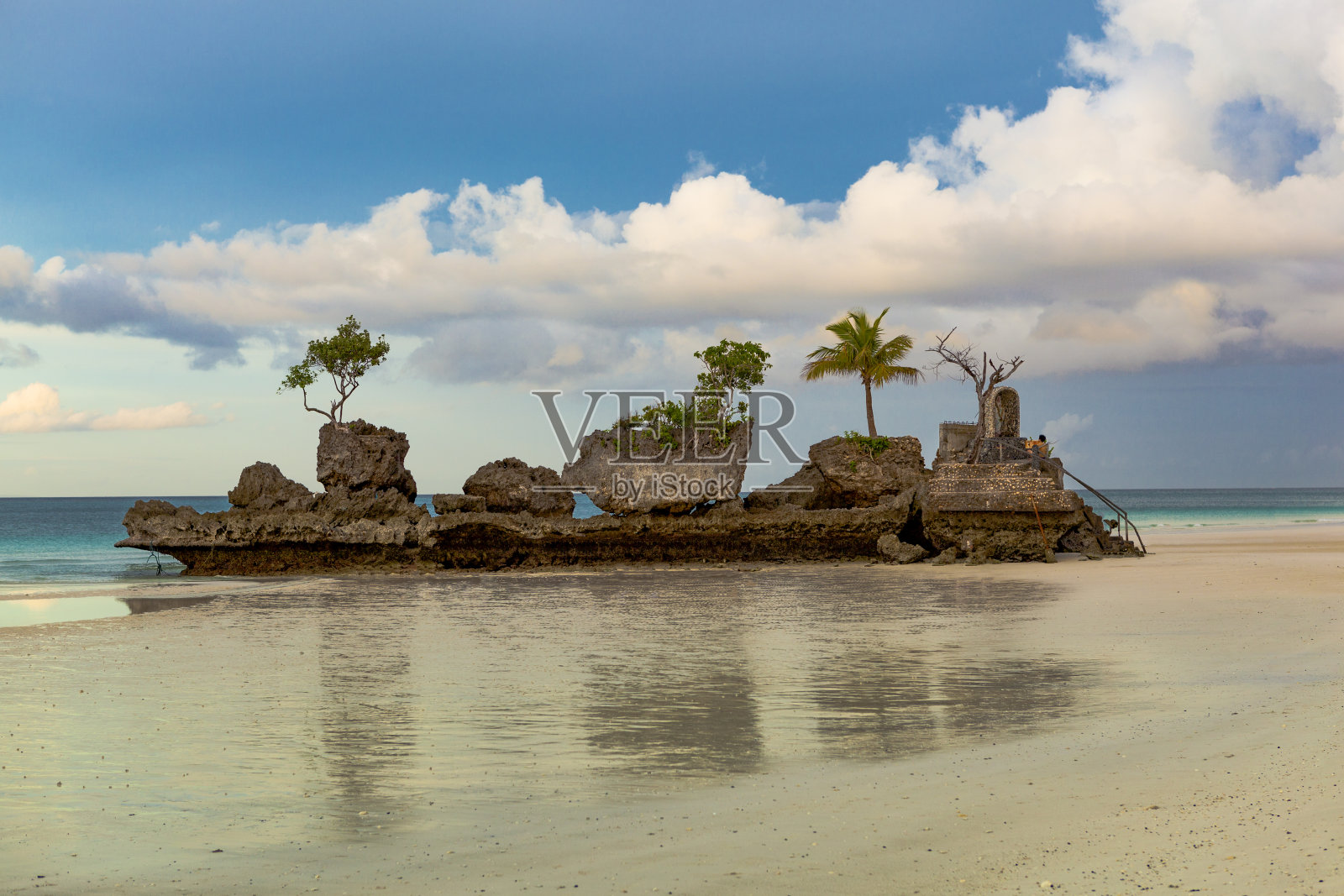 菲律宾长滩岛威利的岩石照片摄影图片
