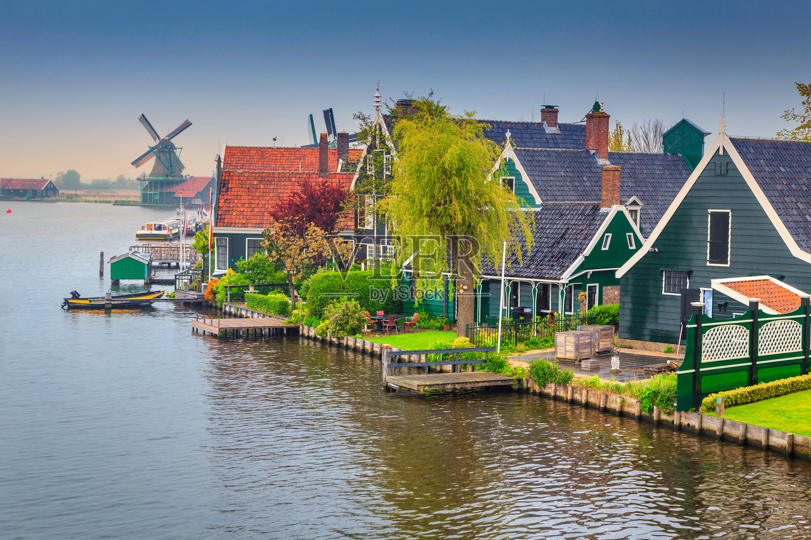 美丽的旅游村庄Zaanse Schans，靠近阿姆斯特丹，荷兰，欧洲照片摄影图片