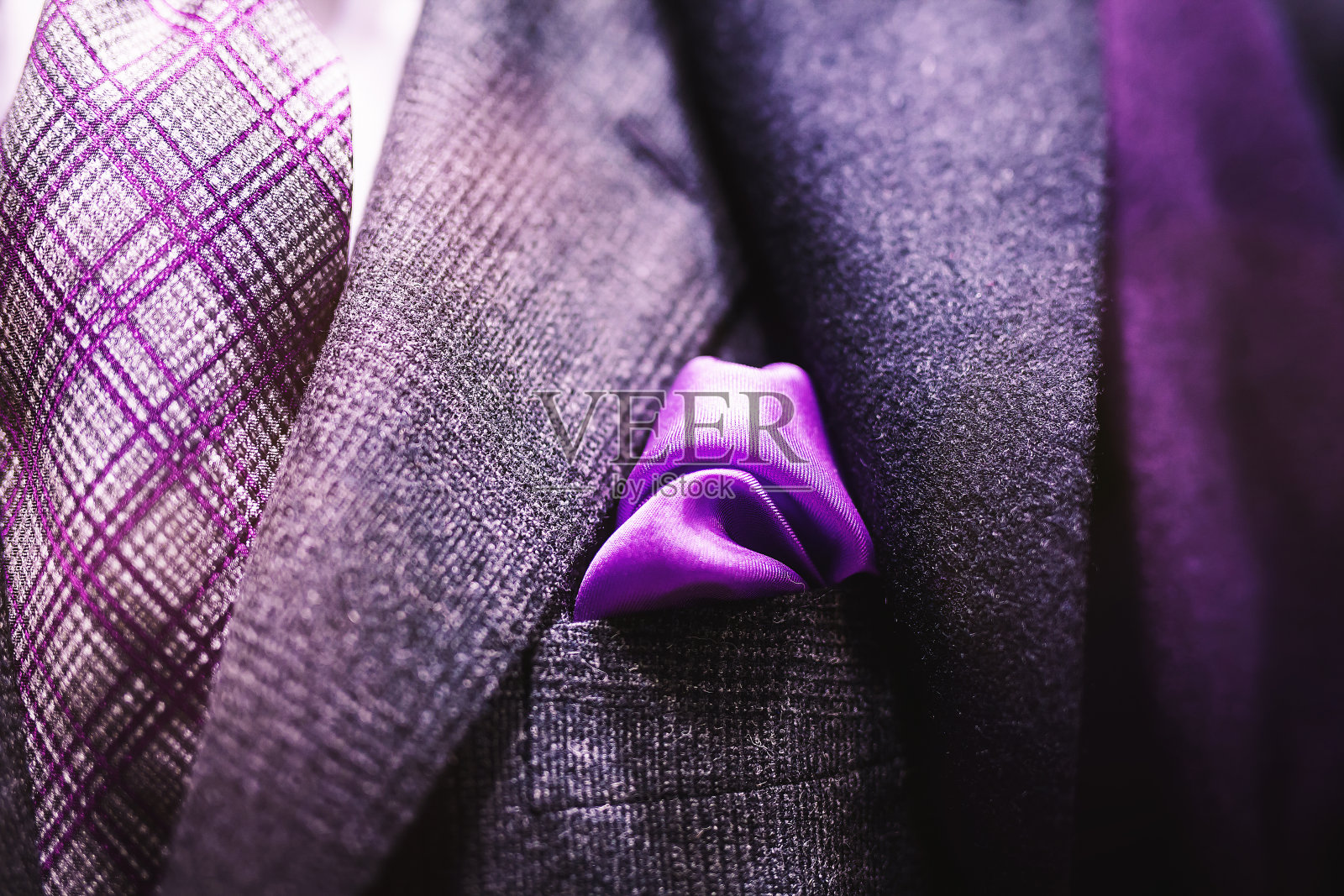 近距离优雅的商人正式服装。夹克，领带和口袋在色调的形象。目的选择性焦点照片摄影图片