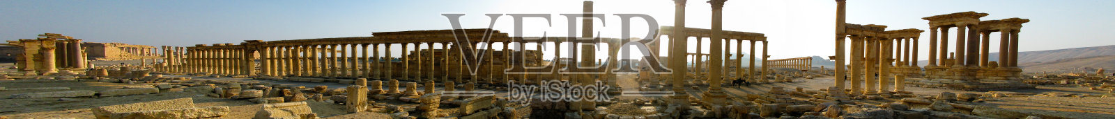 帕尔米拉圆柱全景，四柱塔，古城，现已被毁，叙利亚照片摄影图片