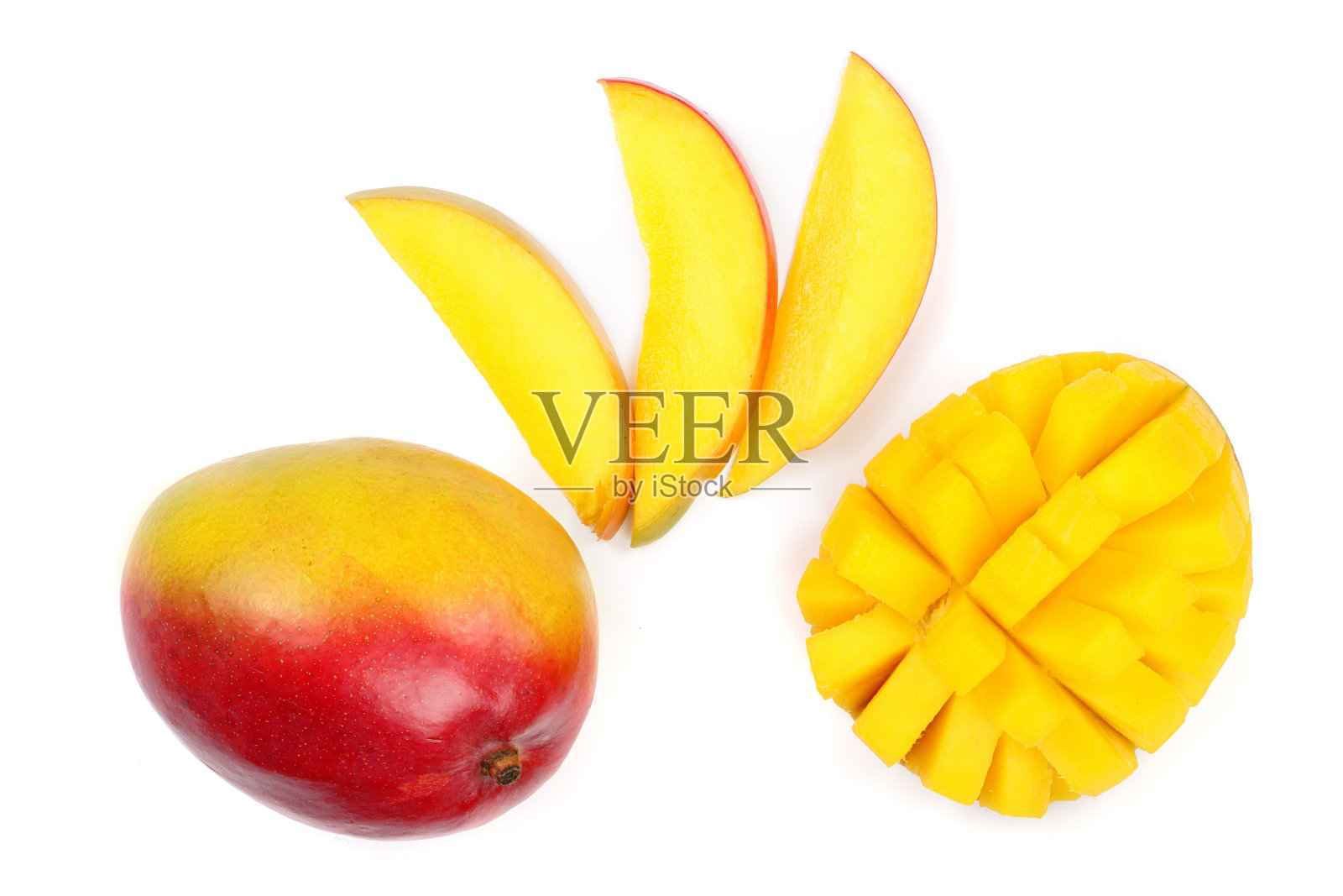 芒果水果和切片孤立的白色背景特写。前视图。平躺照片摄影图片