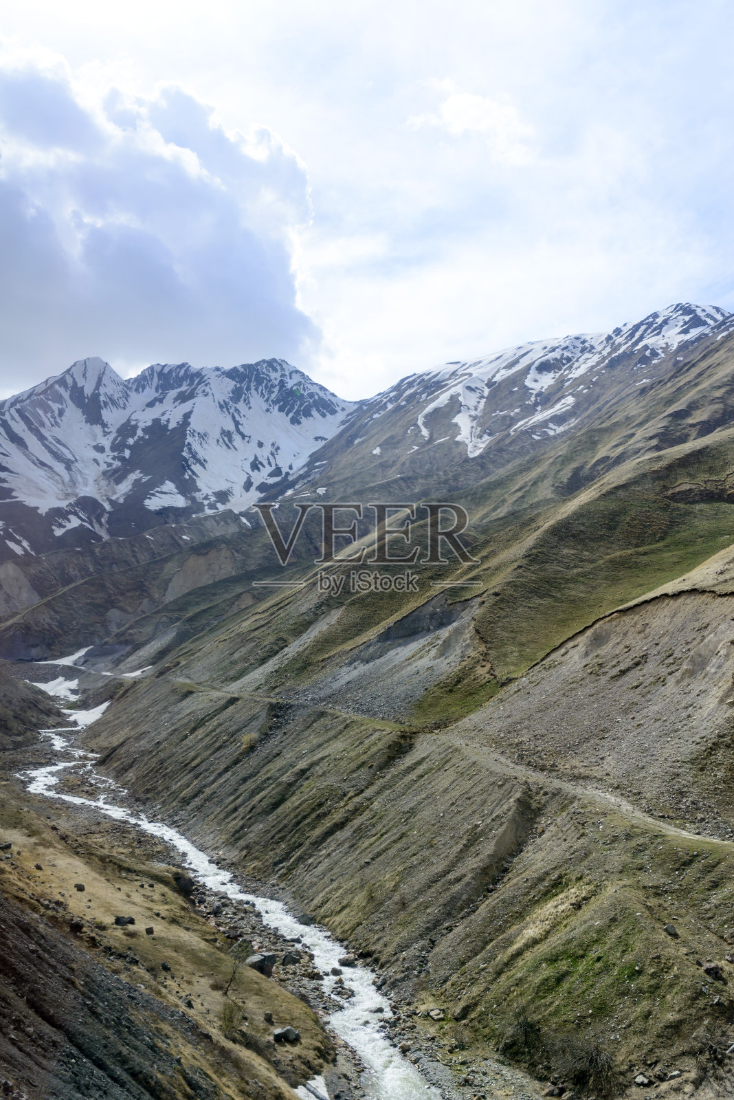 格鲁吉亚大高加索山脉的景色照片摄影图片