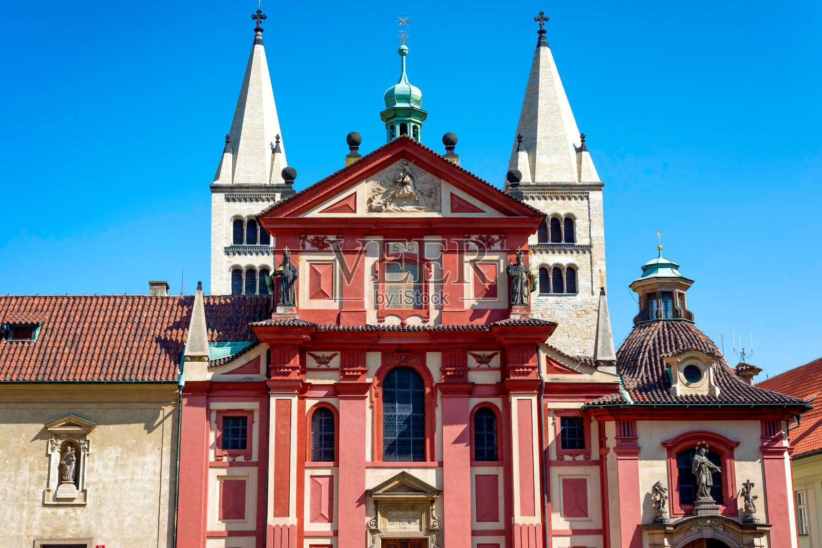 圣乔治大教堂(Bazilika svateho Jiri)。布拉格,捷克共和国照片摄影图片