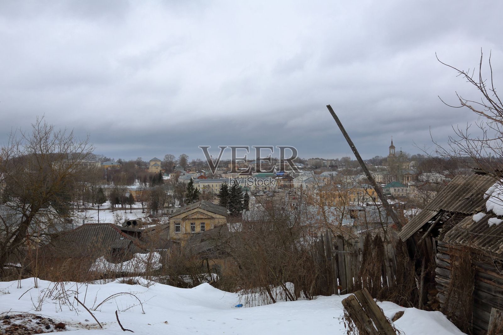 俄罗斯托尔若克的城市景观照片摄影图片