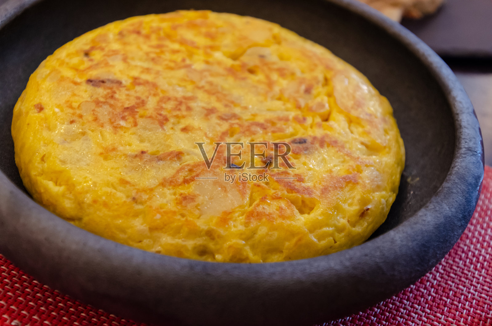 土豆煎蛋卷西班牙煎蛋卷照片摄影图片