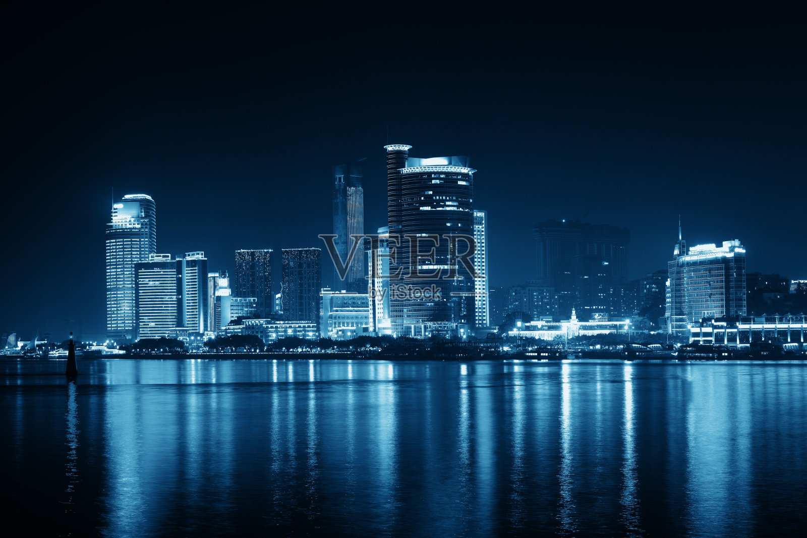 厦门城楼夜景照片摄影图片