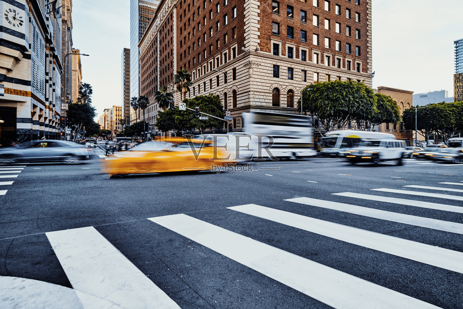 加州洛杉矶市中心的交通状况照片摄影图片