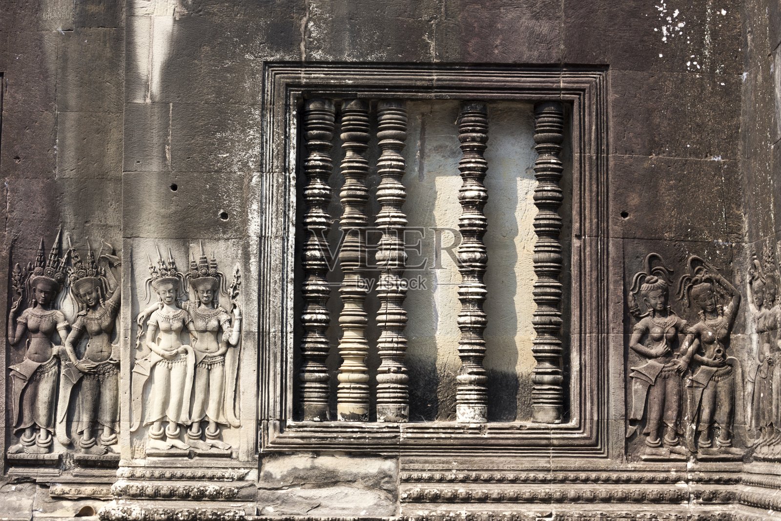 柬埔寨吴哥窟巴戎寺墙壁壁画照片摄影图片