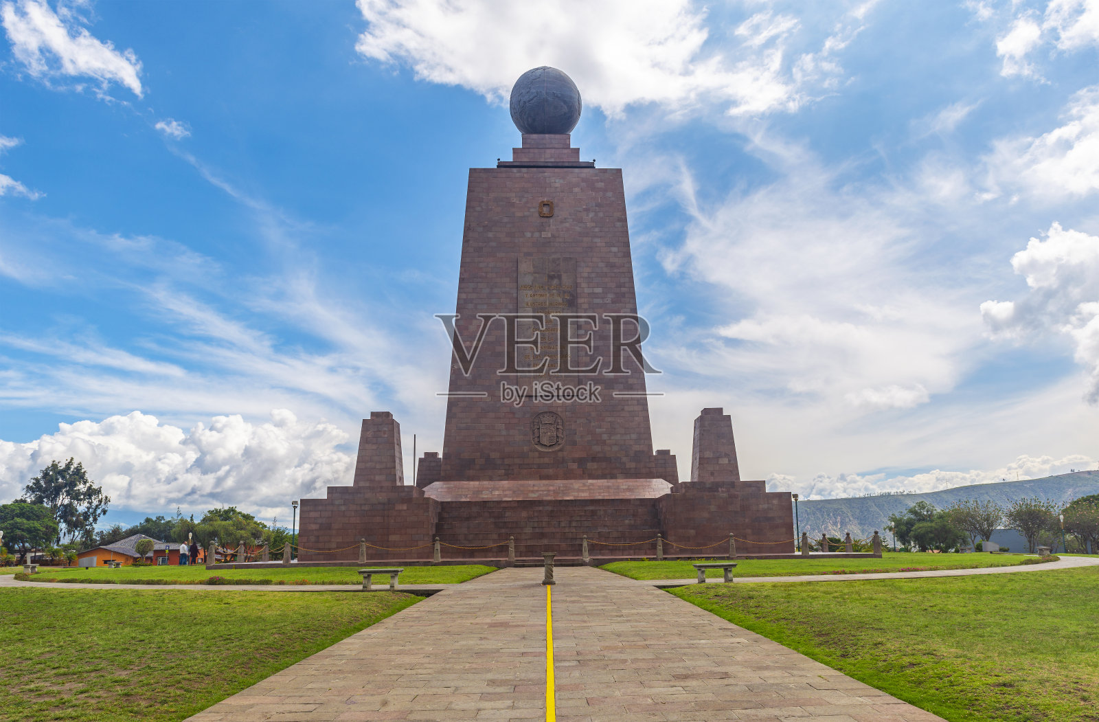 厄瓜多尔基多赤道线纪念碑照片摄影图片