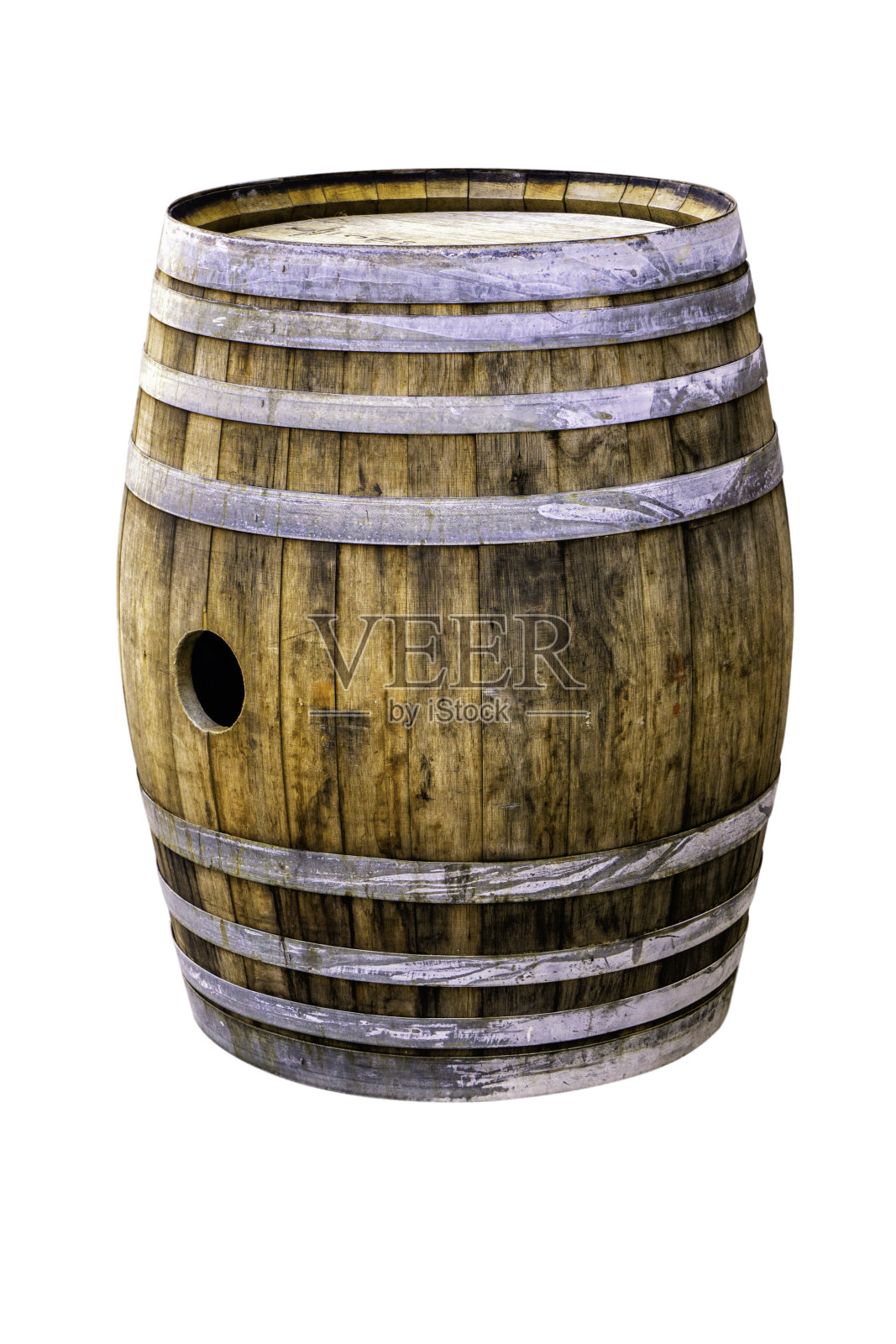 木桶为香槟，葡萄酒，威士忌，朗姆酒，啤酒，与钢环上的白色背景。照片摄影图片