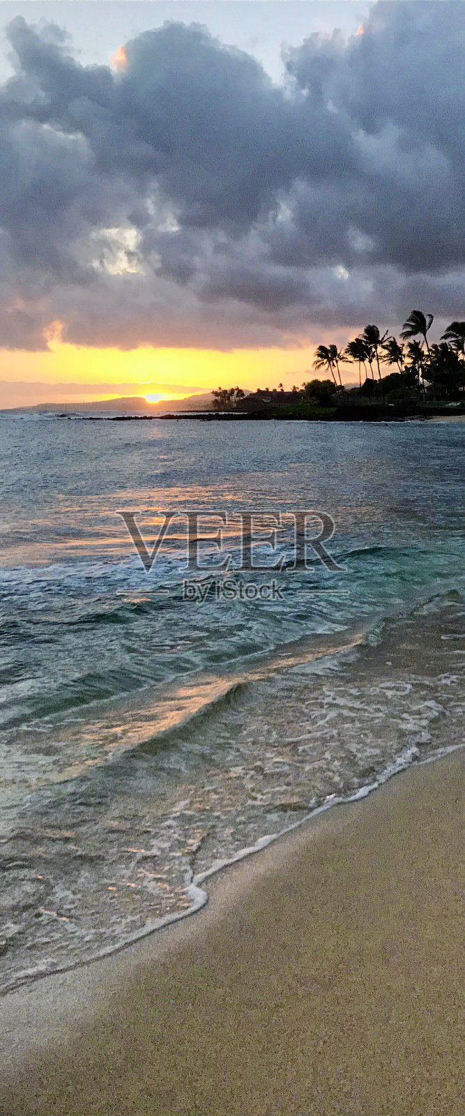 夏威夷考艾岛波伊普海滩的日落照片摄影图片